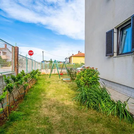 Awesome Apartment In Pula With Wifi Apartment *