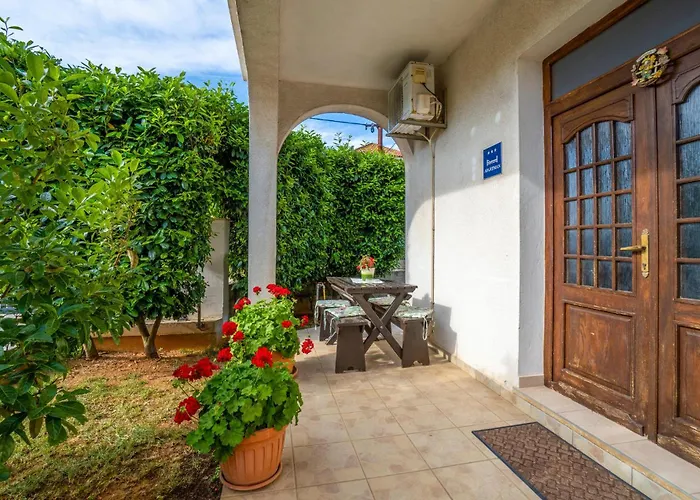 Awesome Apartment In Pula With Wifi Pula
